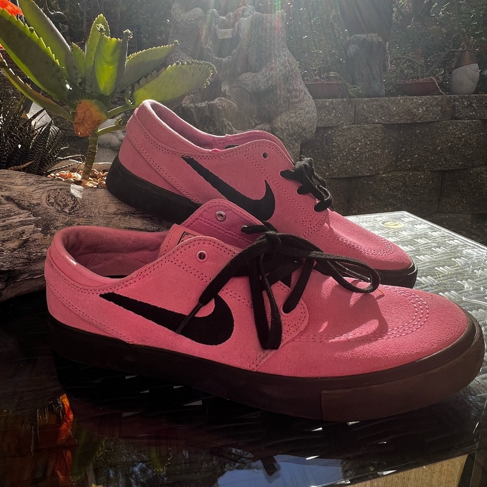 Bubblegum Pink Nike SB Zoom Stefan Janoski Skate Shoes